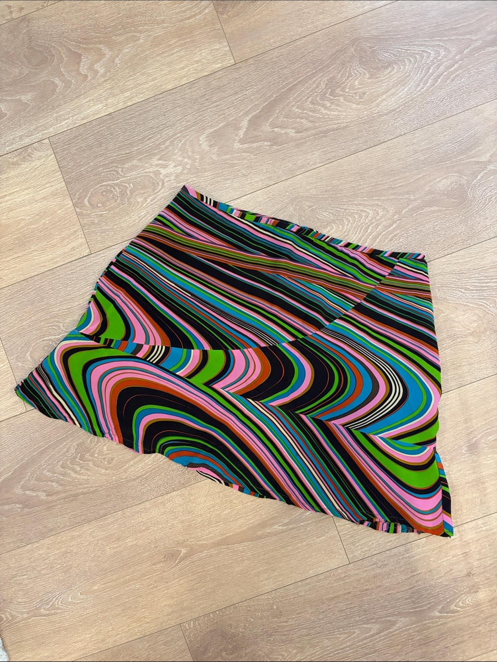 Vintage 100% Silk Groovy Skirt